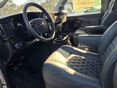 2025 GMC Savana Cargo 2500 Work Van