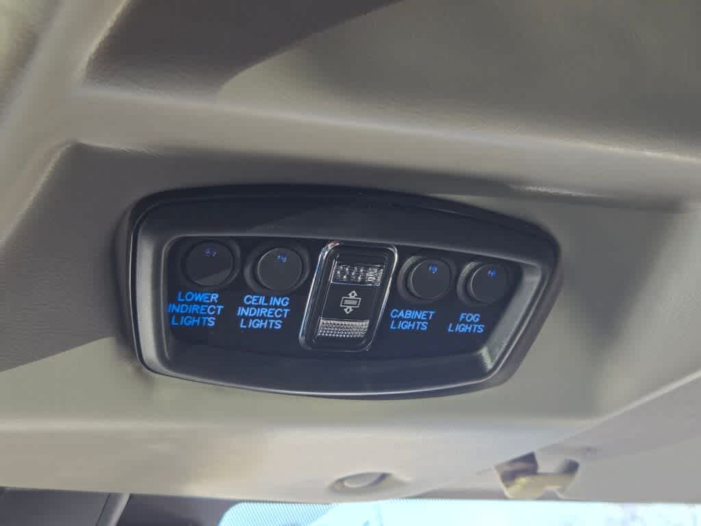 2025 GMC Savana Cargo 2500 Work Van