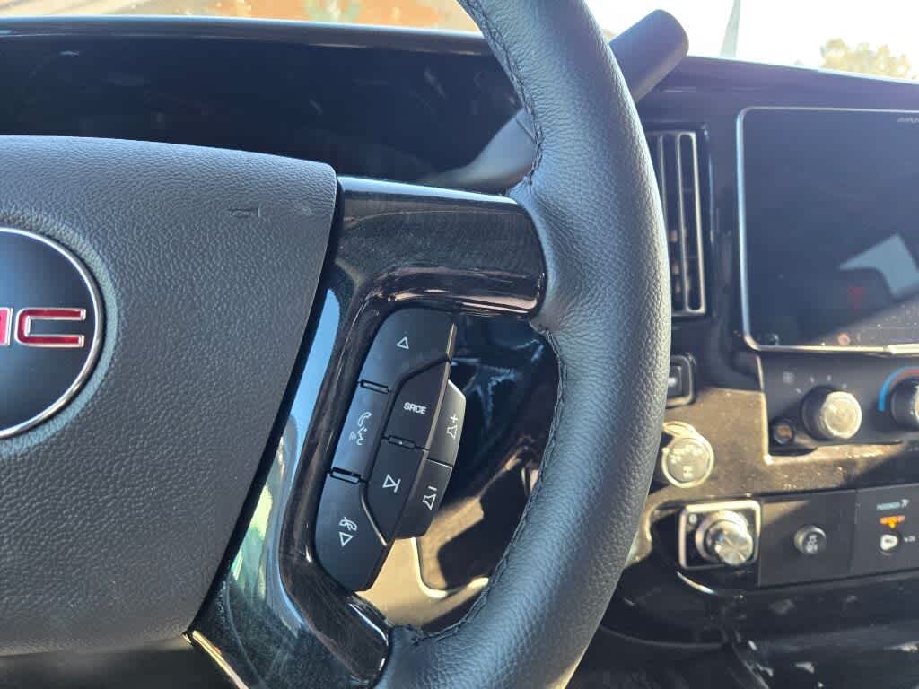 2025 GMC Savana Cargo 2500 Work Van