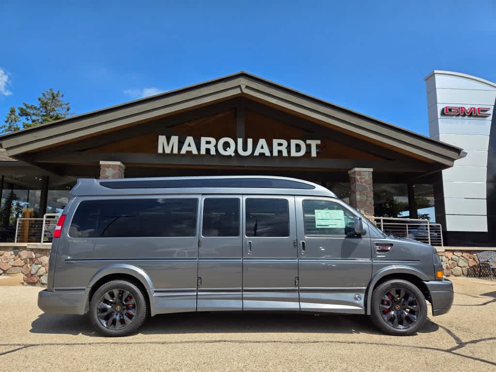 2025 GMC Savana Cargo 2500 Work Van