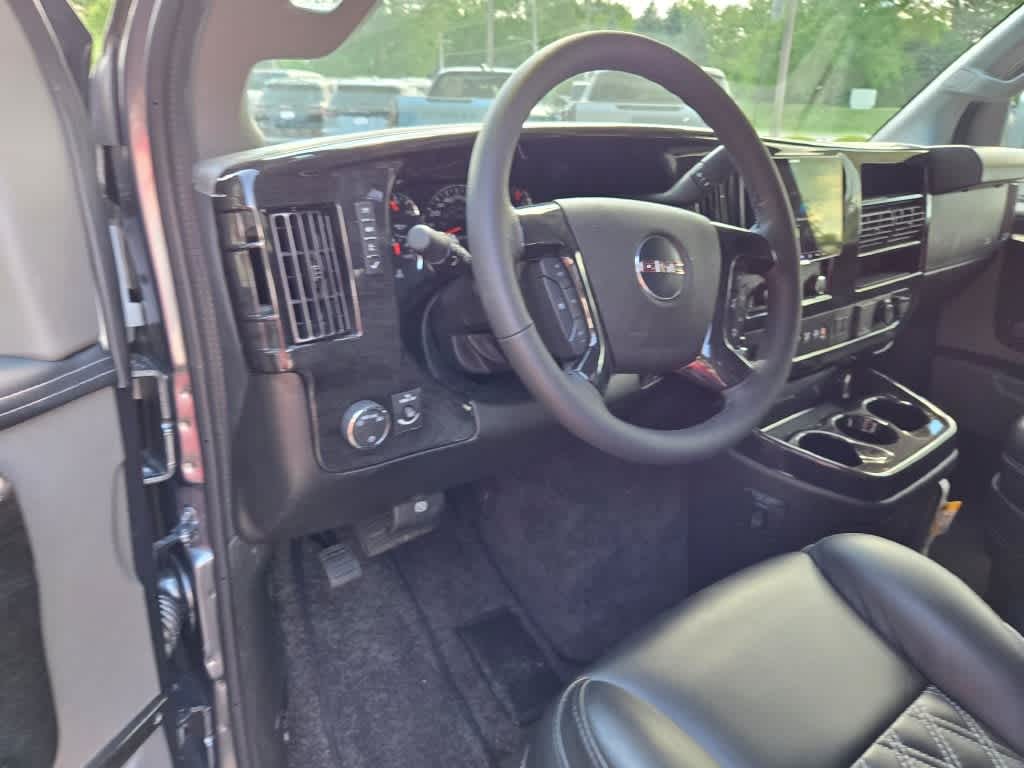2025 GMC Savana Cargo 2500 Work Van