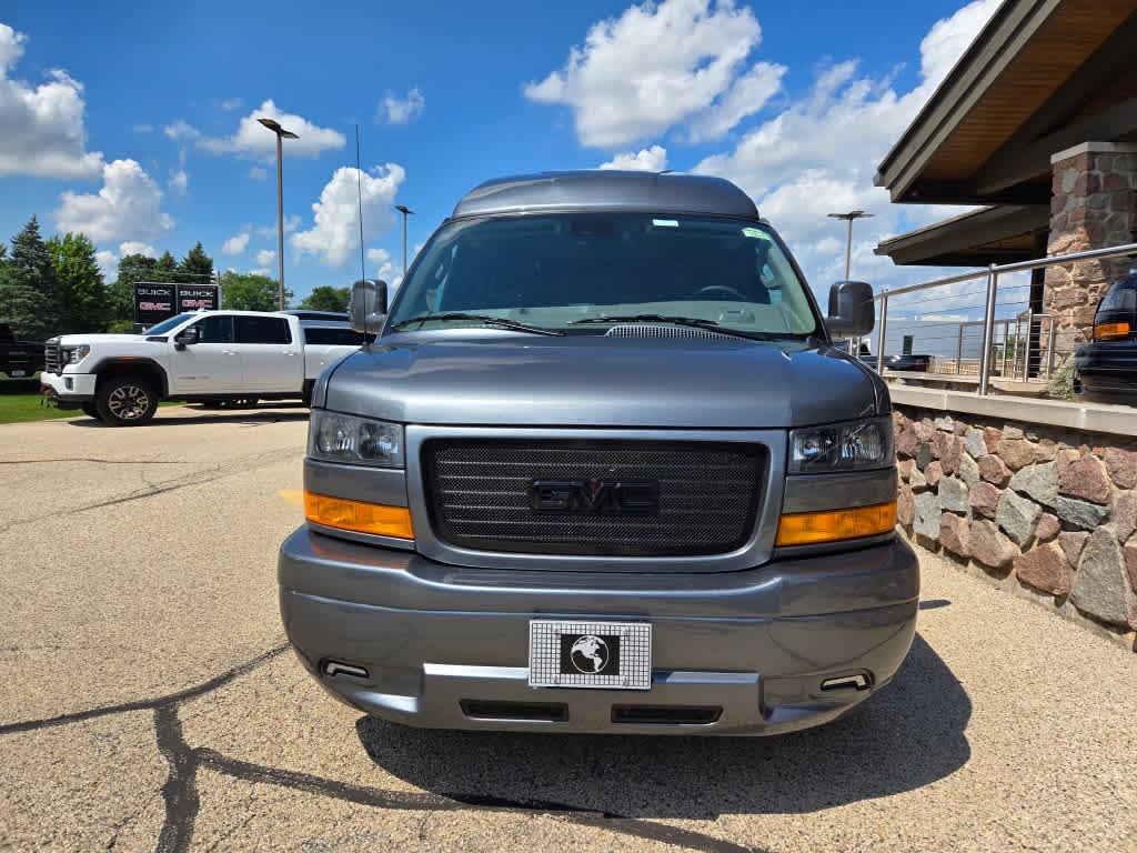 2025 GMC Savana Cargo 2500 Work Van