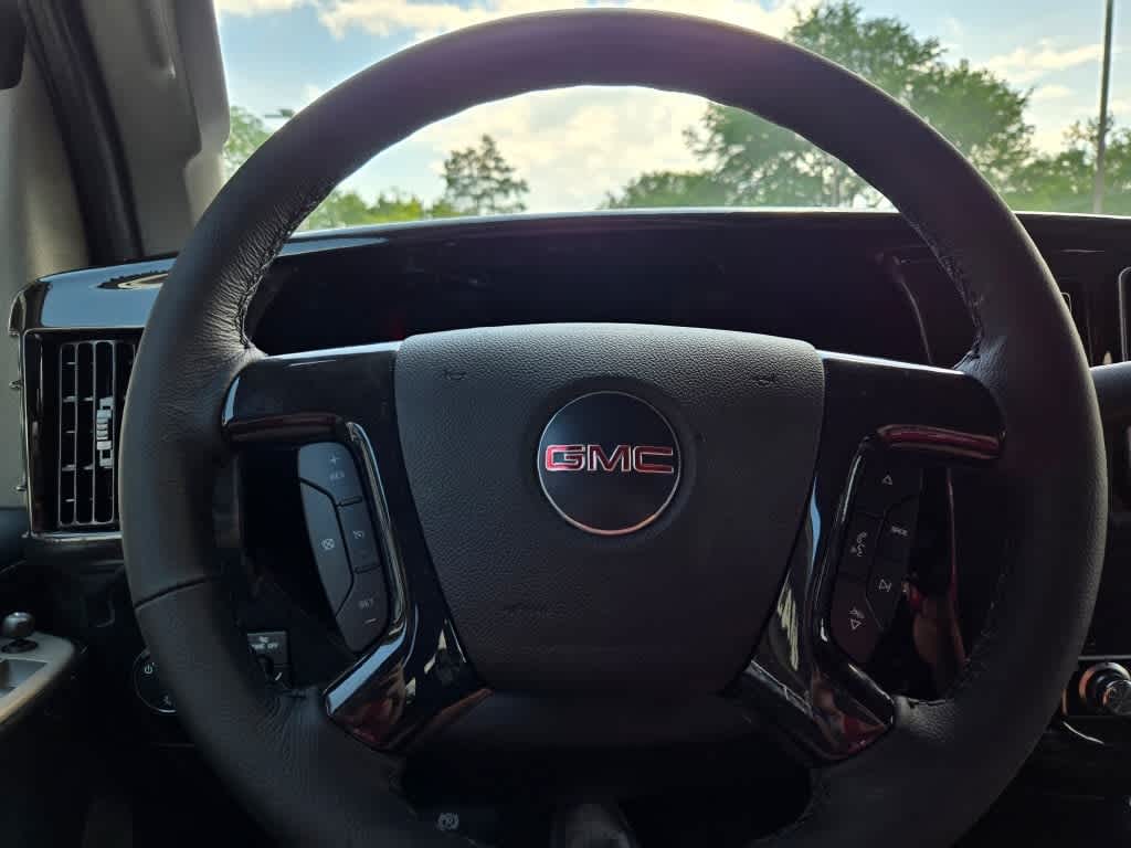 2025 GMC Savana Cargo 2500 Work Van