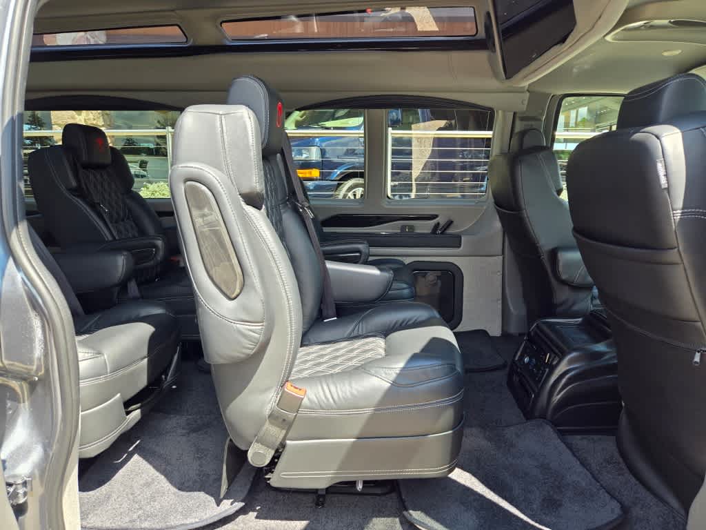 2025 GMC Savana Cargo 2500 Work Van