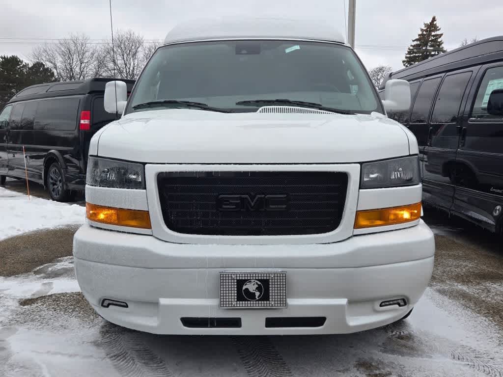 2025 GMC Savana Cargo 2500 Work Van