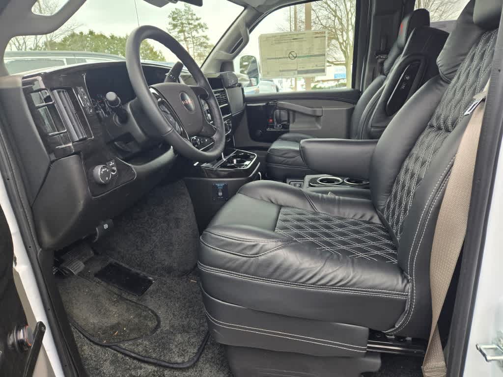 2025 GMC Savana Cargo 2500 Work Van