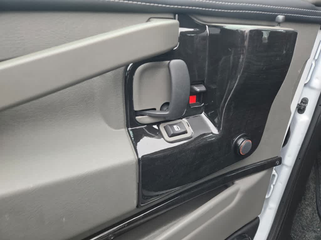 2025 GMC Savana Cargo 2500 Work Van