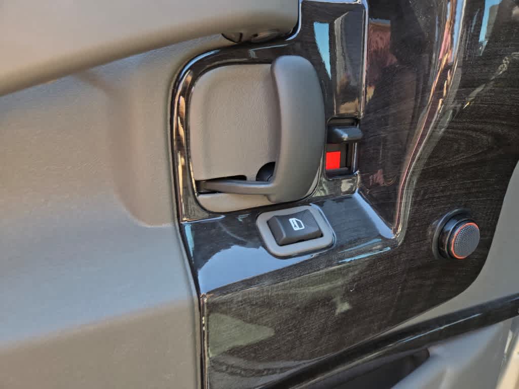 2025 GMC Savana Cargo 2500 Work Van