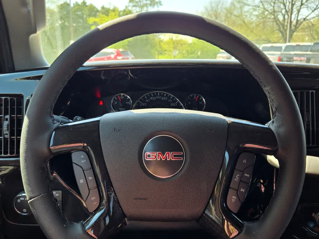 2025 GMC Savana Cargo 2500 Work Van