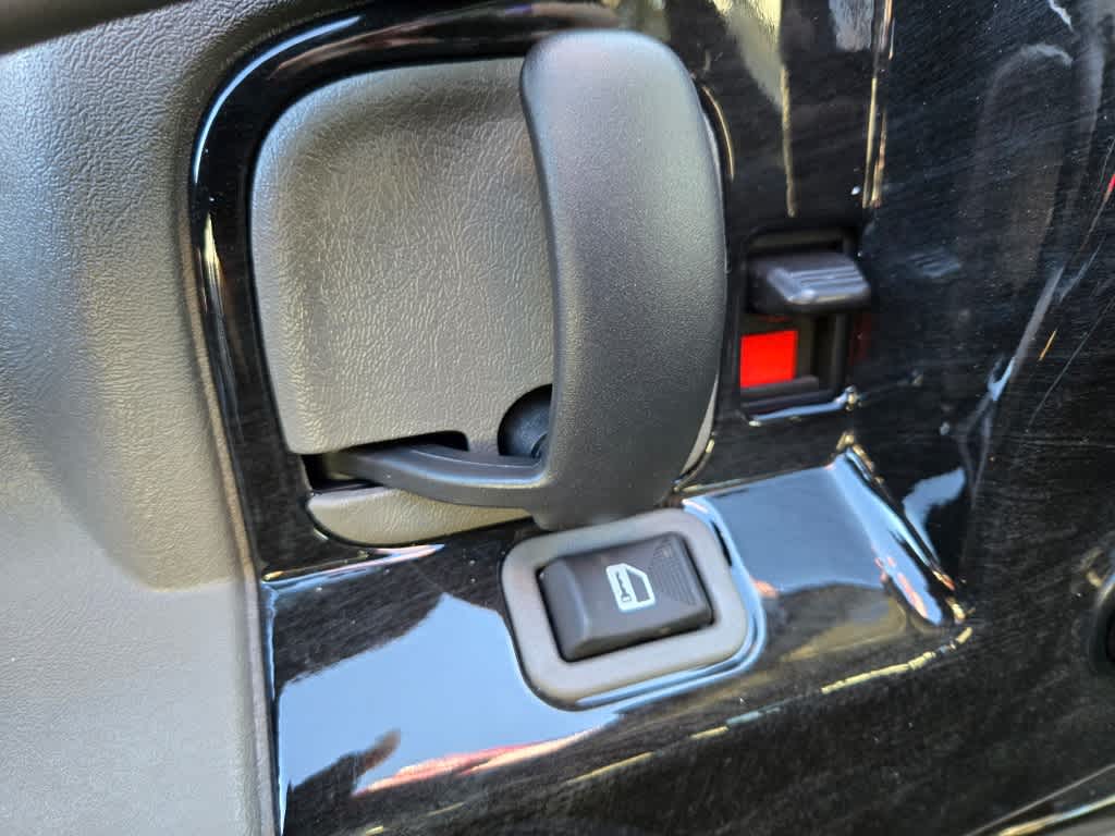 2025 GMC Savana Cargo 2500 Work Van