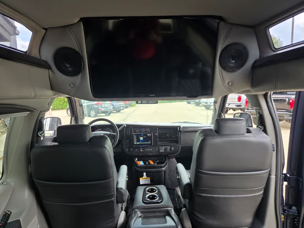 2025 GMC Savana Cargo 2500 Work Van