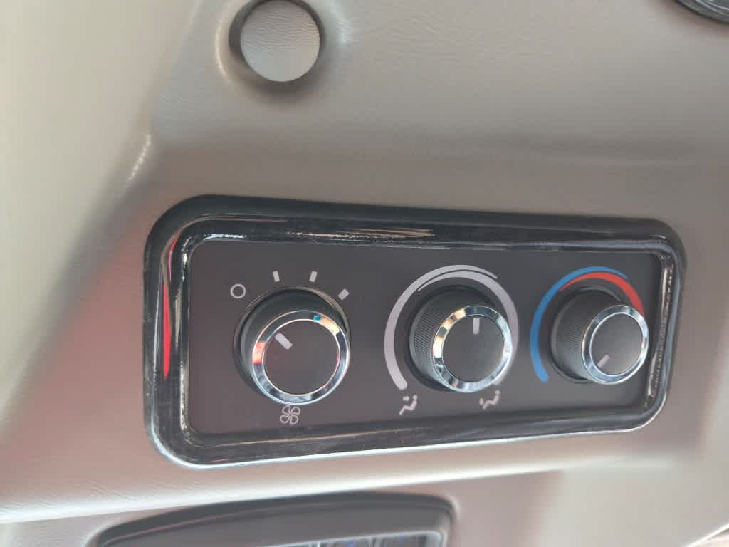 2025 GMC Savana Cargo 2500 Work Van