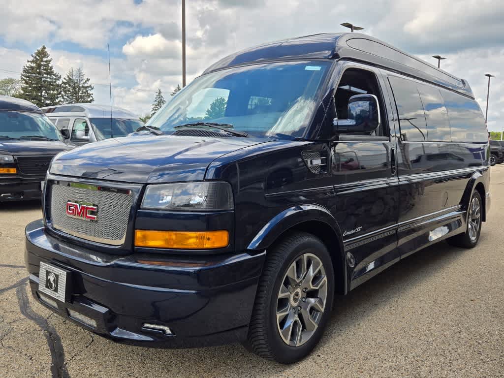 2025 GMC Savana Cargo 2500 Work Van