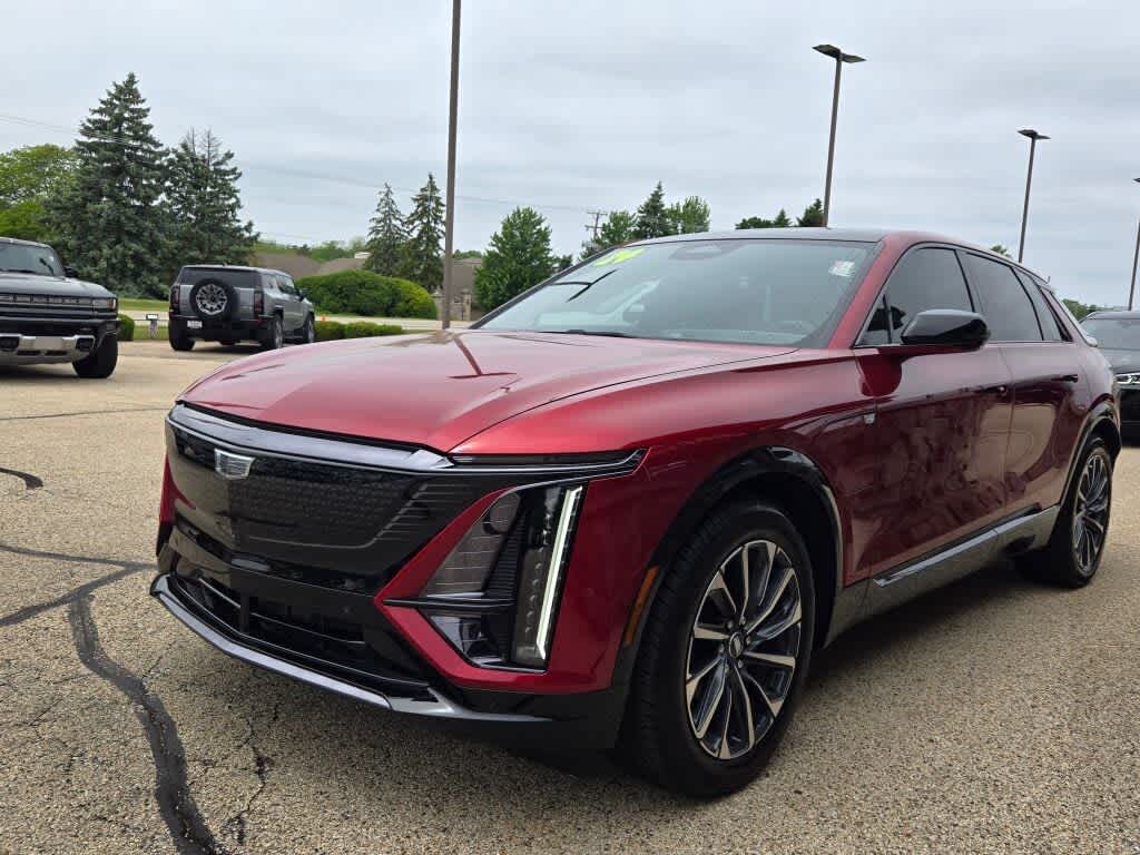 2024 Cadillac LYRIQ Sport 1