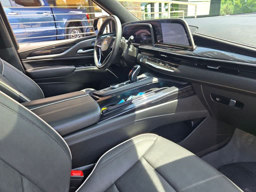 2024 Cadillac Escalade Sport