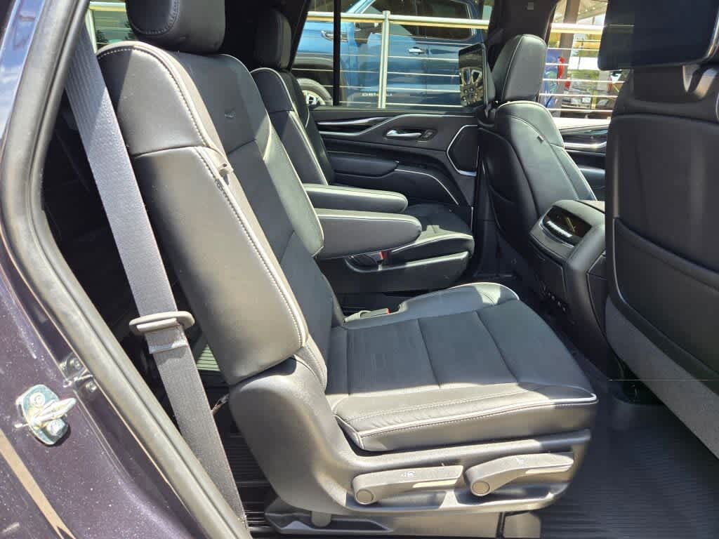 2024 Cadillac Escalade Sport