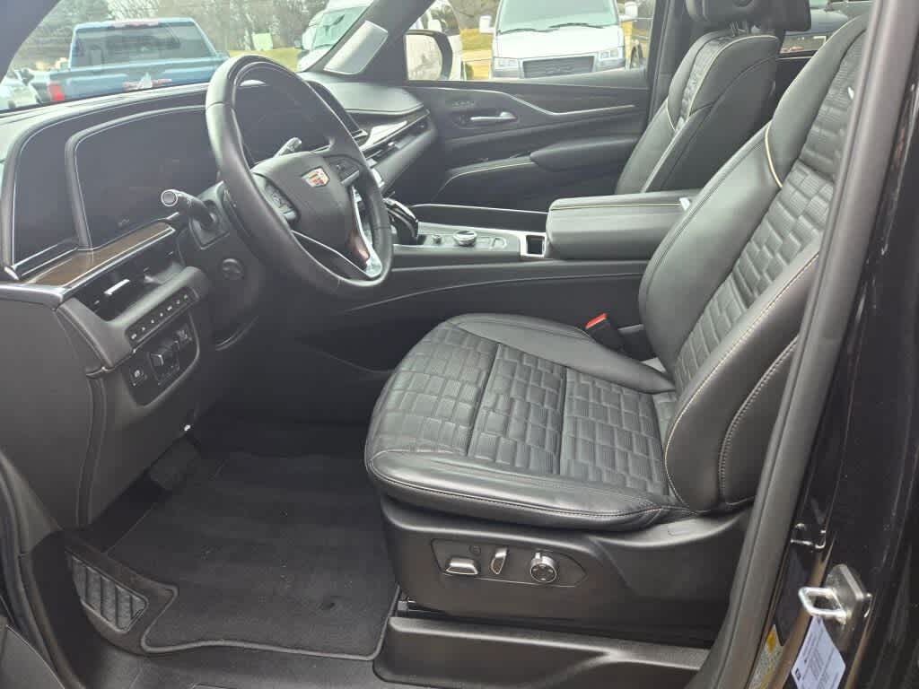 2024 Cadillac Escalade Sport Platinum