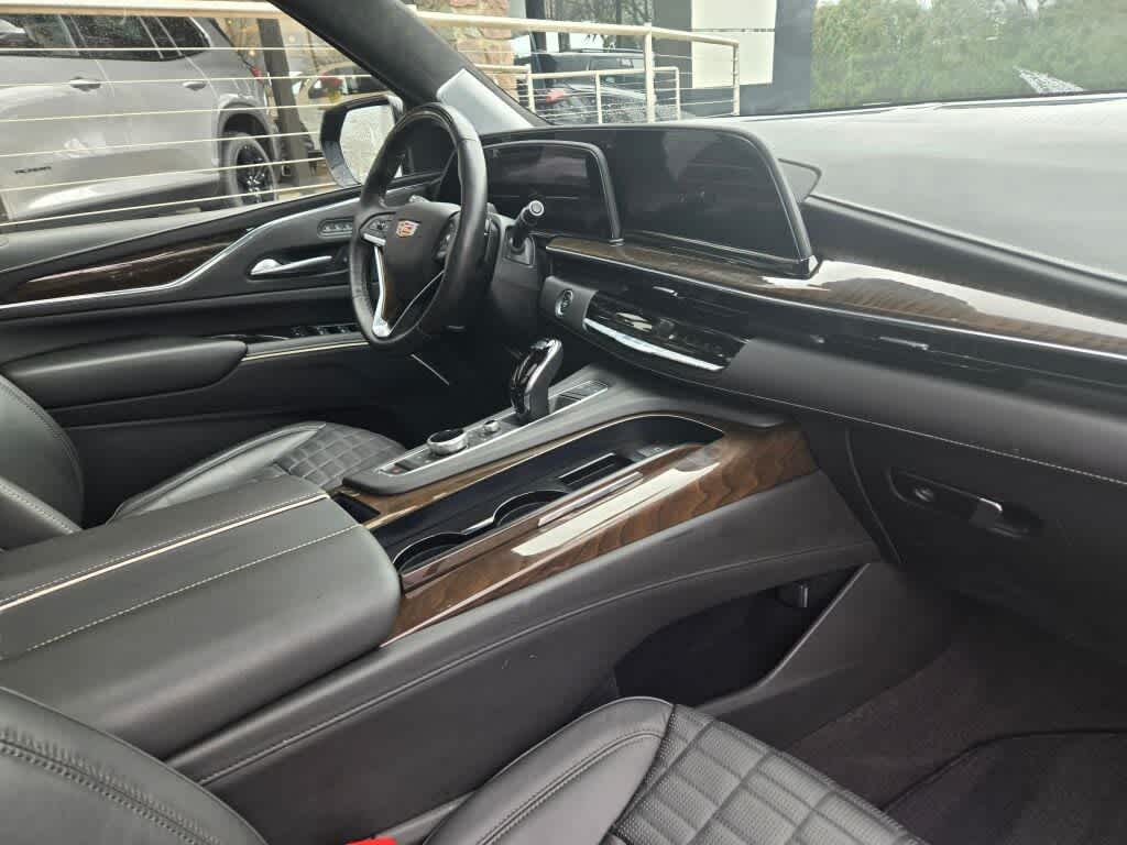 2024 Cadillac Escalade Sport Platinum