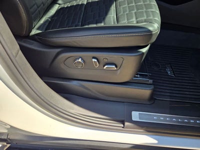 2024 Cadillac Escalade ESV Sport Platinum