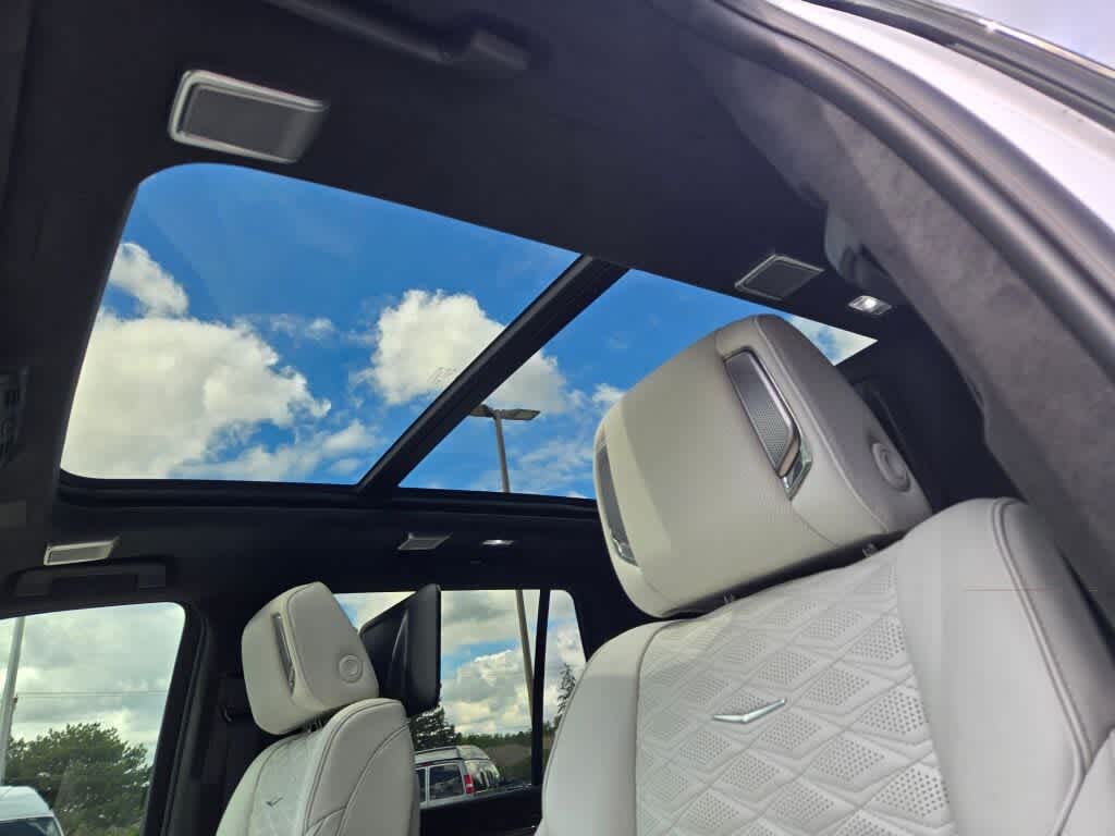 2025 Cadillac Escalade Sport Platinum