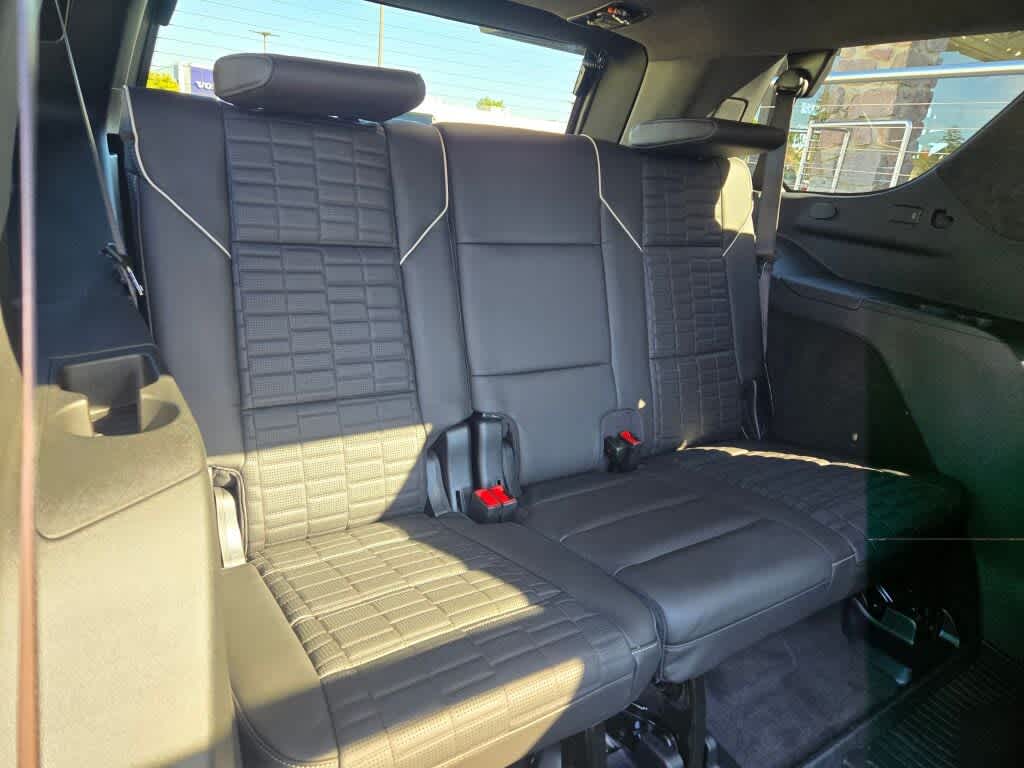 2025 Cadillac Escalade Sport Platinum