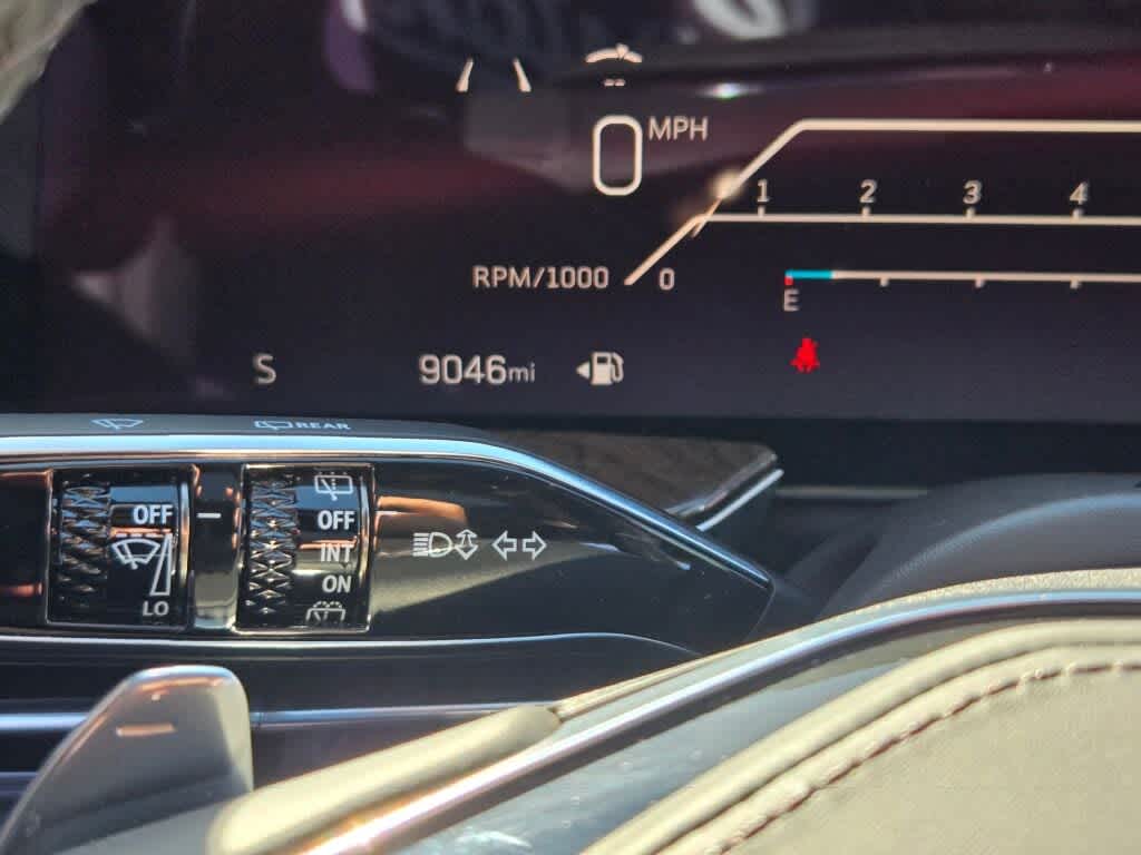 2025 Cadillac Escalade Sport Platinum