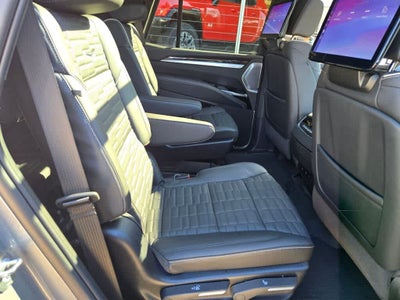 2025 Cadillac Escalade Sport Platinum