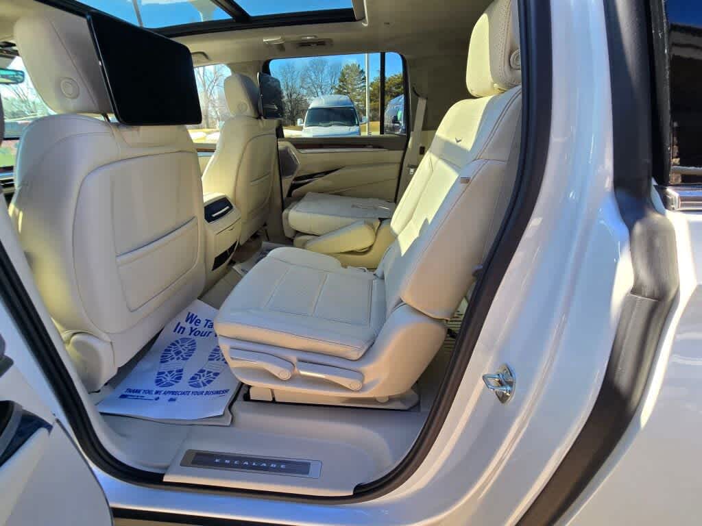 2025 Cadillac Escalade ESV Premium Luxury Platinum