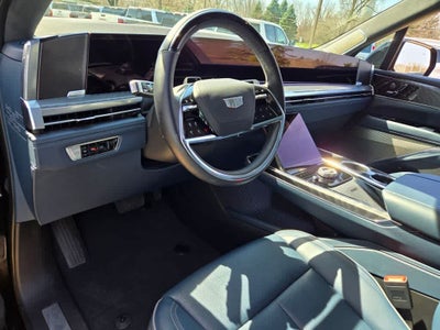 2025 Cadillac ESCALADE IQ Luxury 2