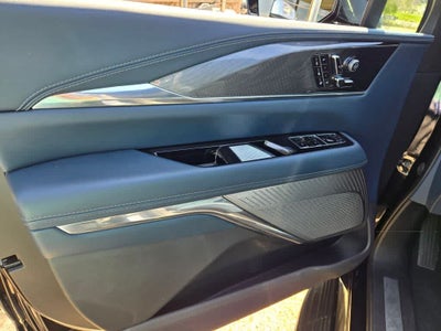 2025 Cadillac ESCALADE IQ Luxury 2