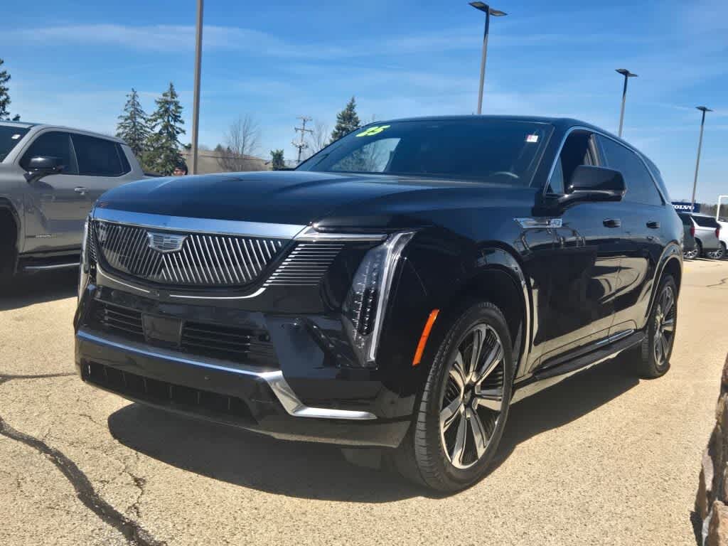 2025 Cadillac ESCALADE IQ Luxury 2