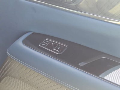 2025 Cadillac ESCALADE IQ Luxury 2