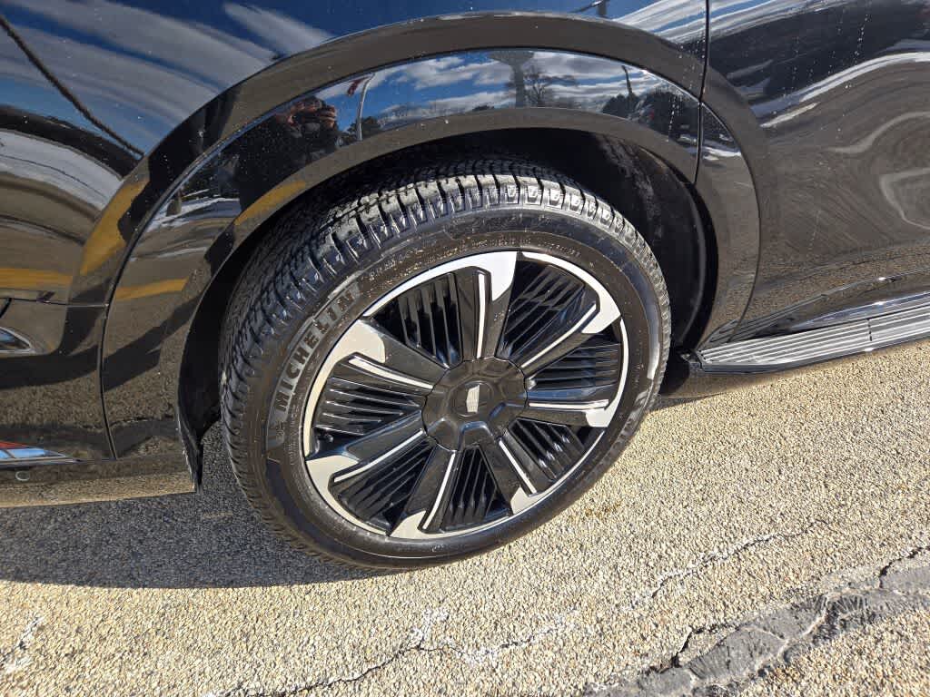 2025 Cadillac ESCALADE IQ Sport 2