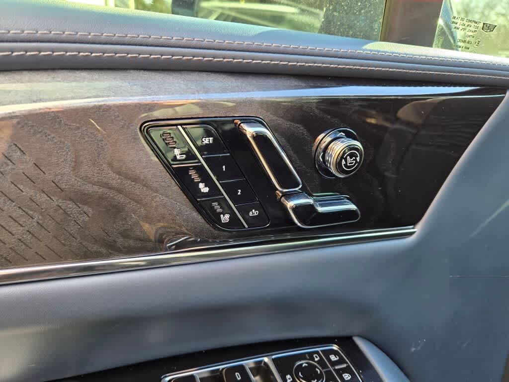 2025 Cadillac ESCALADE IQ Sport 2