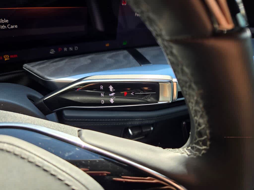 2025 Cadillac ESCALADE IQ Sport 2