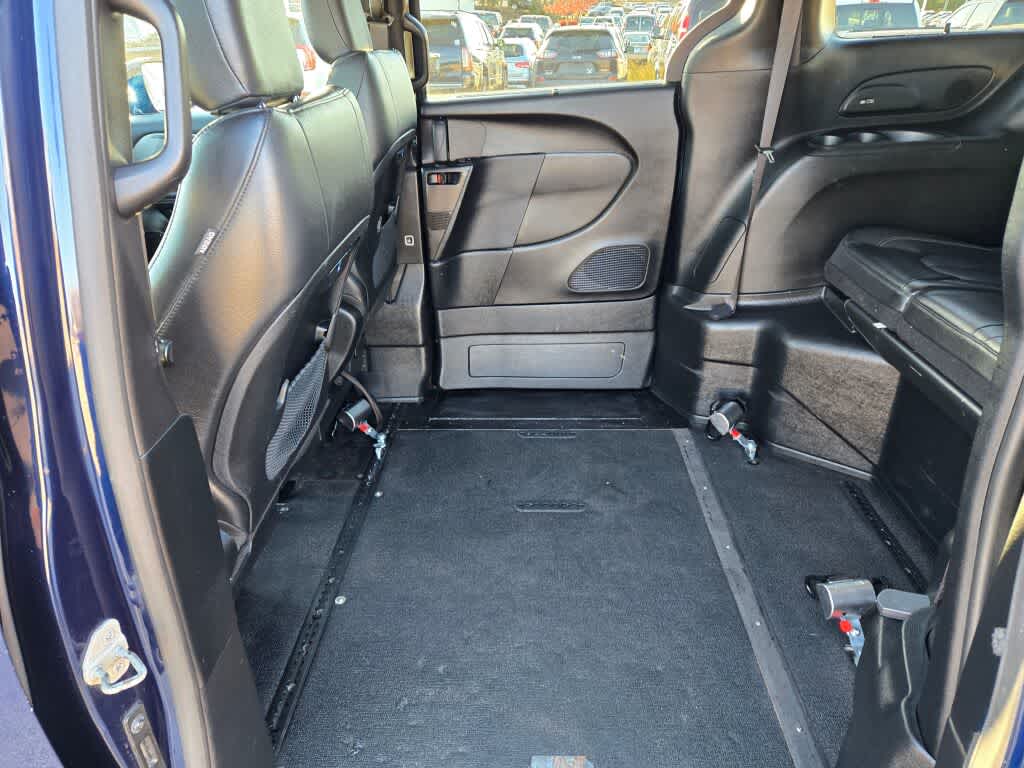 2019 Chrysler Pacifica Touring L