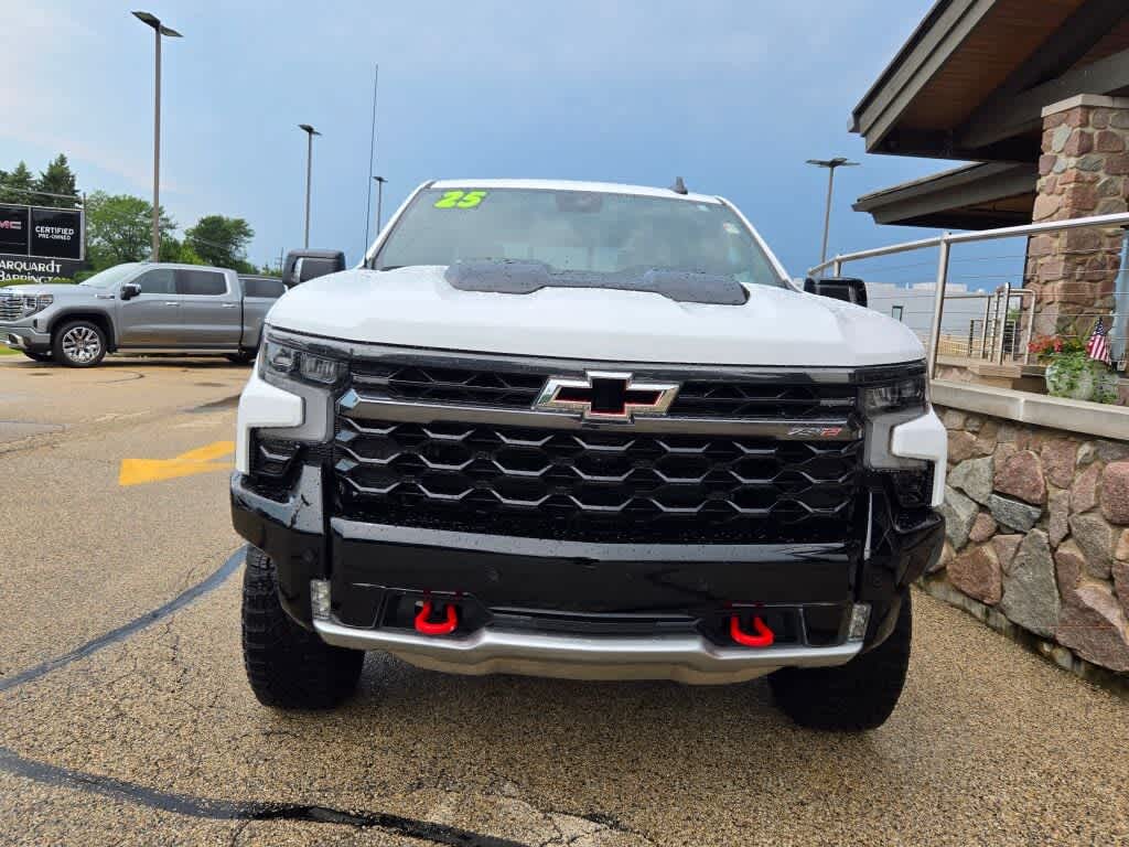 2025 Chevrolet Silverado 1500 ZR2