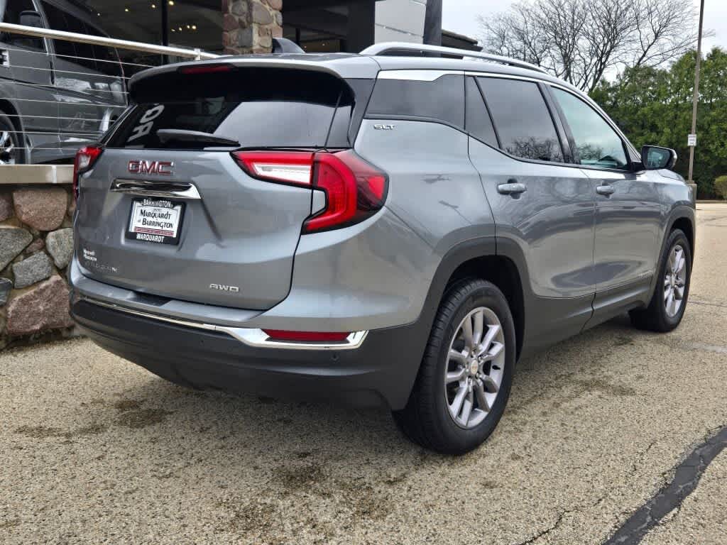 2024 GMC Terrain SLT