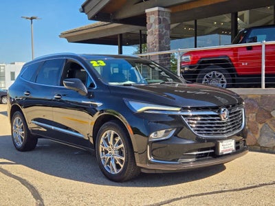 2023 Buick Enclave Essence