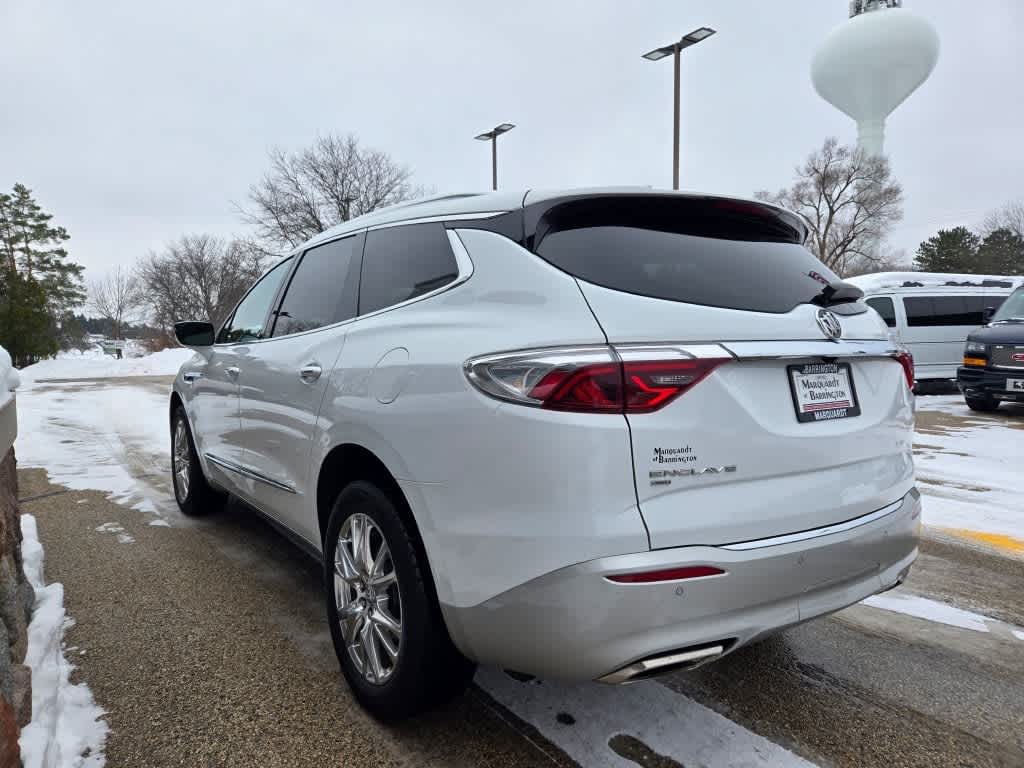 2023 Buick Enclave Essence