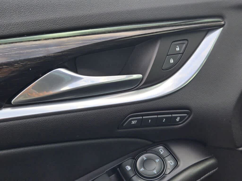 2020 Buick Enclave Avenir