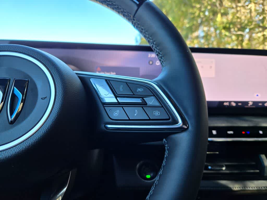 2025 Buick Enclave Avenir