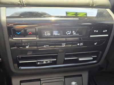 2022 Acura MDX w/Advance Package