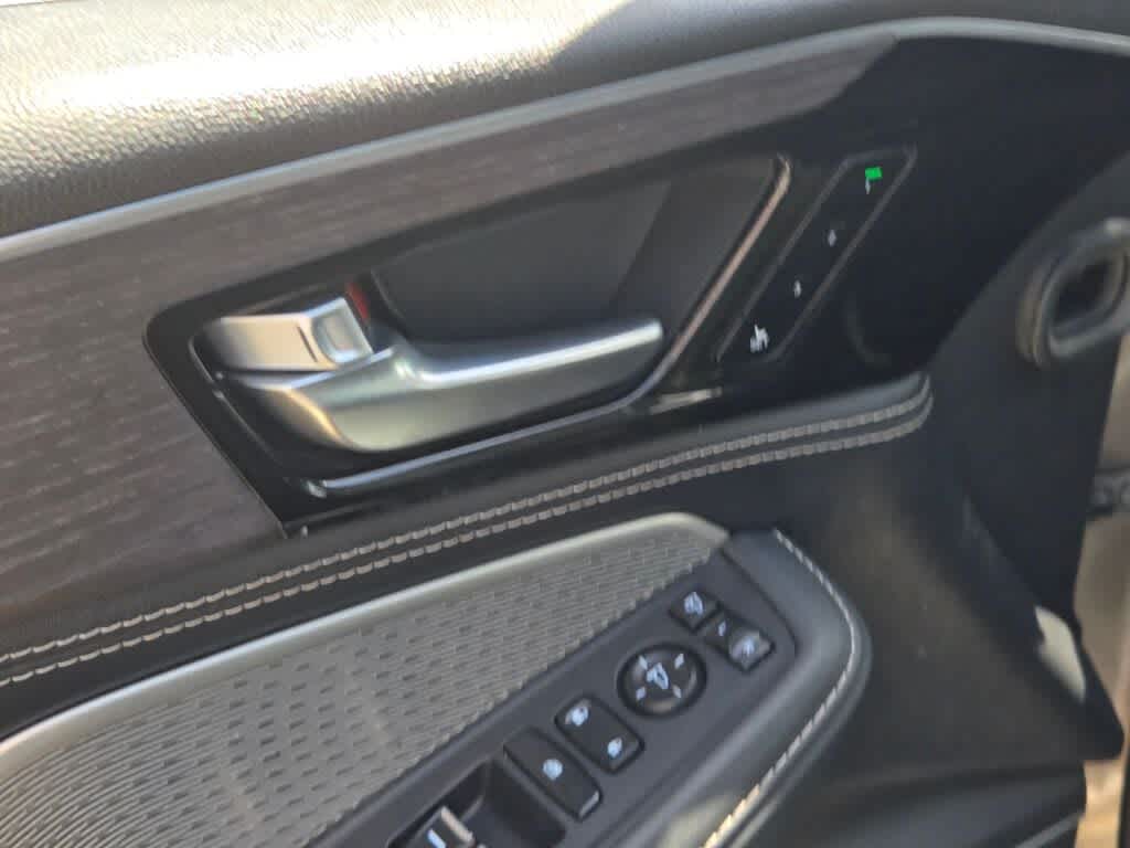 2022 Acura MDX w/Advance Package