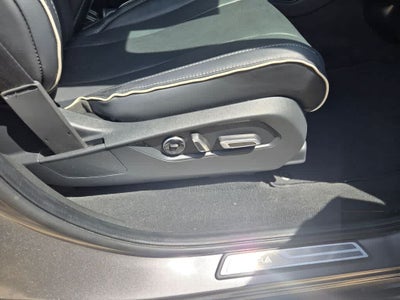 2022 Acura MDX w/Advance Package