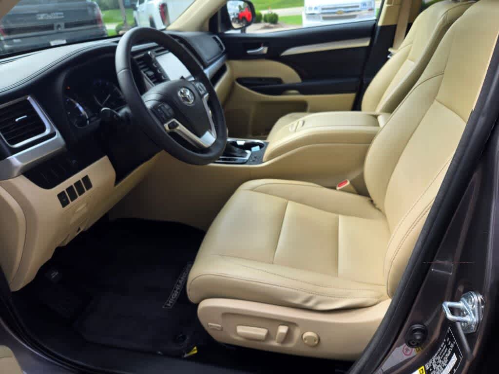 2014 Toyota Highlander XLE V6