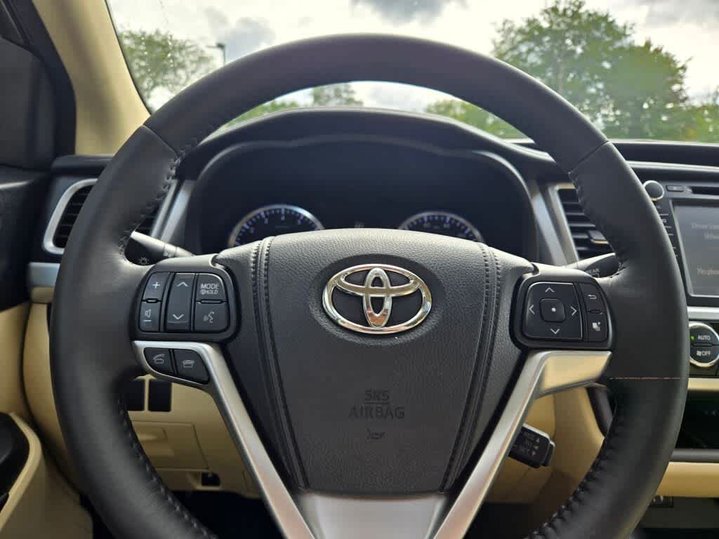 2014 Toyota Highlander XLE V6