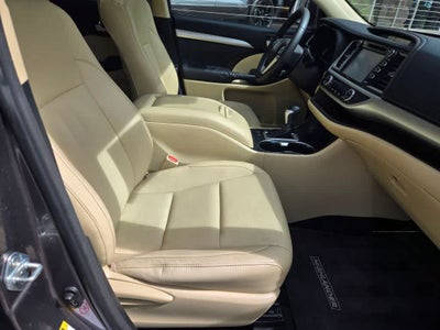 2014 Toyota Highlander XLE V6