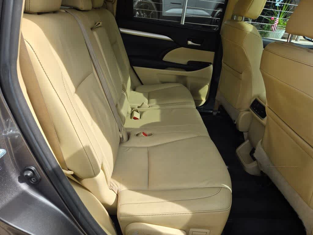 2014 Toyota Highlander XLE V6