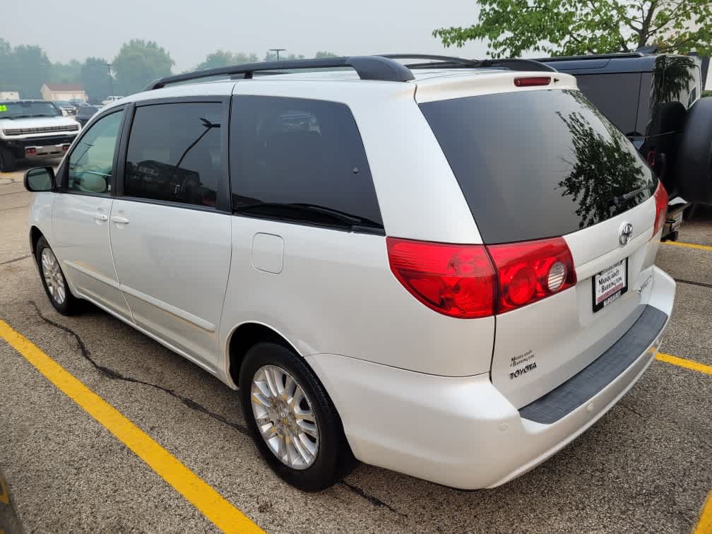 2008 Toyota Sienna XLE